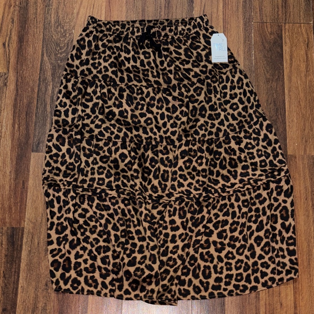 Time and Tru Leopard Print Maxi Skirt